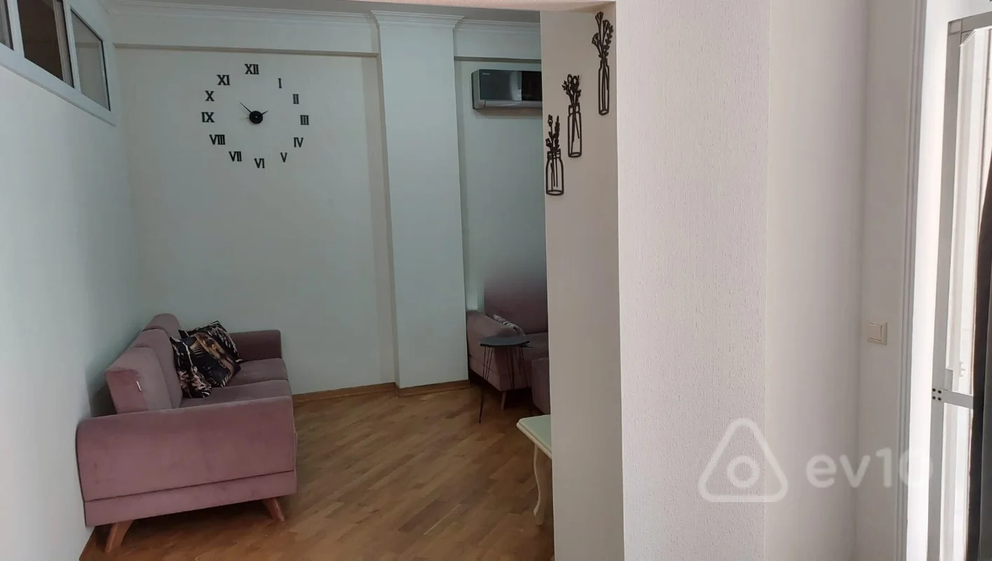 2 otaqlı mənzil, 50 m², Qlş parkı — kirayə — Mənzil, Bakı (12)