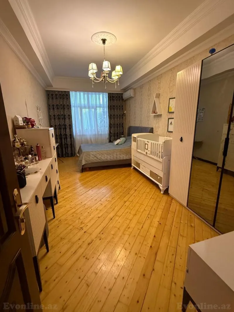 Satılır 3 otaqlı Mənzil Yeni tikili 90 m² Bakı, Binəqədi r., Memar Əcəmi m., 9-cu mikrorayon — Mənzil, Bakı (8)