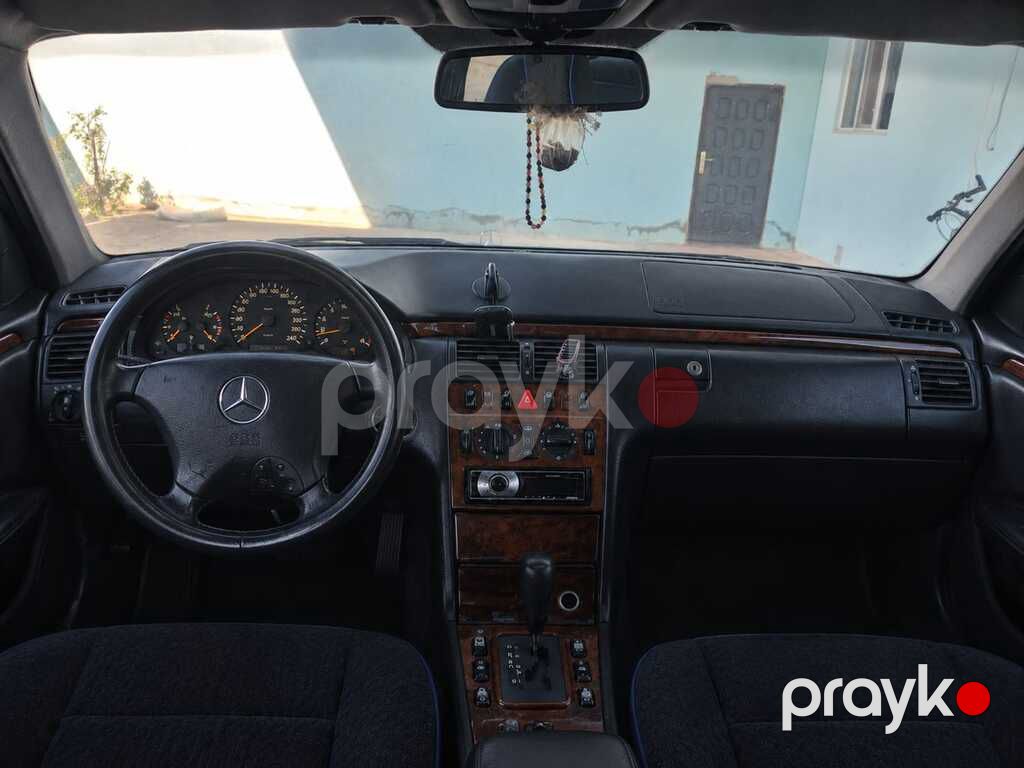 Mercedes E 240, 2.6 L, 2000 il, 347 526 km — Avtomobillər, Tovuz (4)