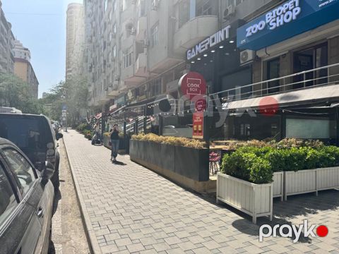 Satılır obyekt 165 m² — Bakı