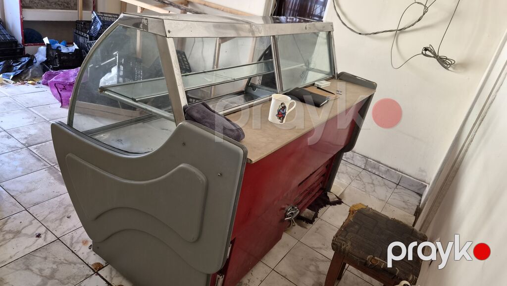 Soyuduculu vitrin – ULU markası - Tip: ön şüşəli, aşağıda soyutma — Soyuq vitrini, Bakı (4)