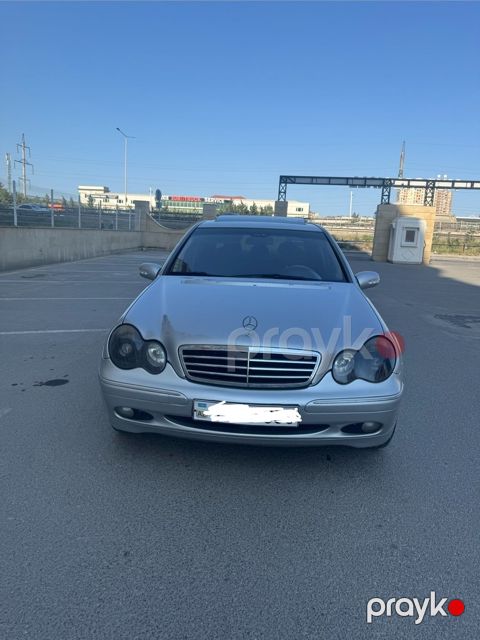 Mercedes C 200, 2001 il