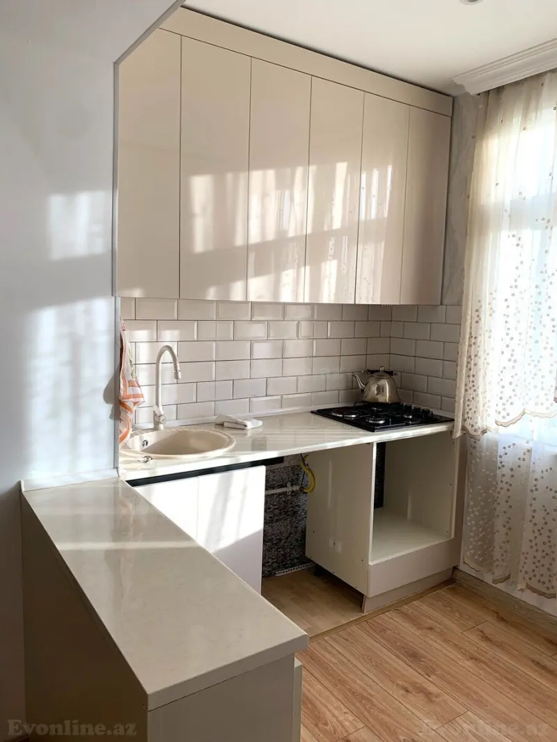 Kirayə verilir 3 otaqlı Mənzil Köhnə tikili 75 m² Bakı, Nizami r., Neftçilər m — Mənzil, Bakı (4)