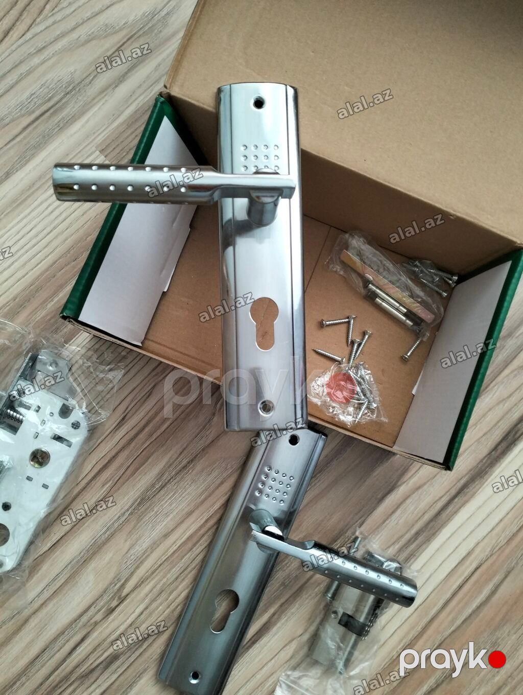 20 manat qapi acari yenidir otaq qapilari ucun. 070-277-71-66 — Şəxsi əşyalar, Bakı (2)