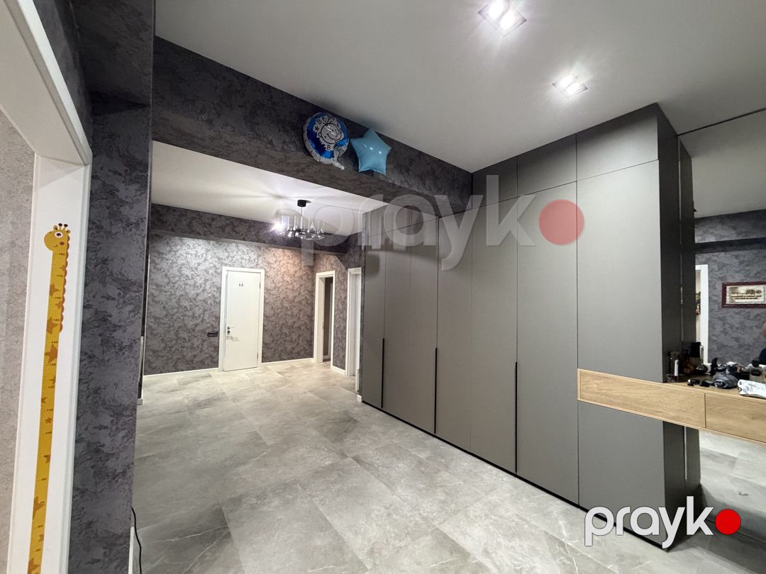 Satılır 4 otaqlı yeni tikili 200 m² — Mənzil, Bakı (12)