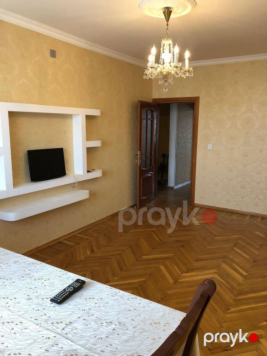 Satılır 5 otaqlı köhnə tikili 120 m² — Mənzil, Bakı (2)