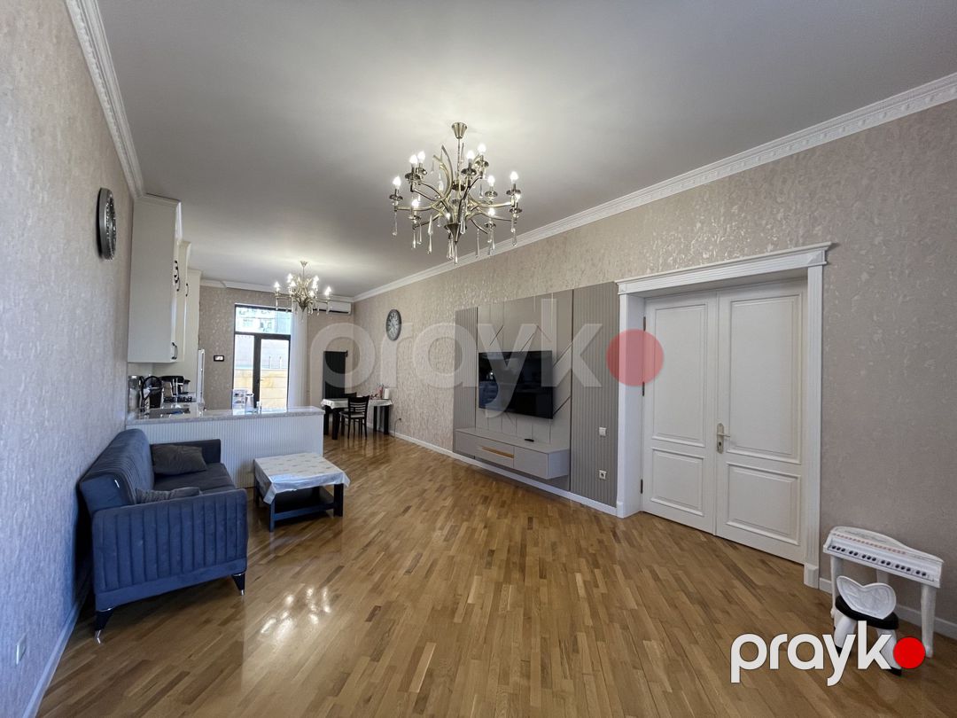 Satılır 8 otaqlı həyət evi/bağ evi 450 m² — Ev, villa, Bakı (8)