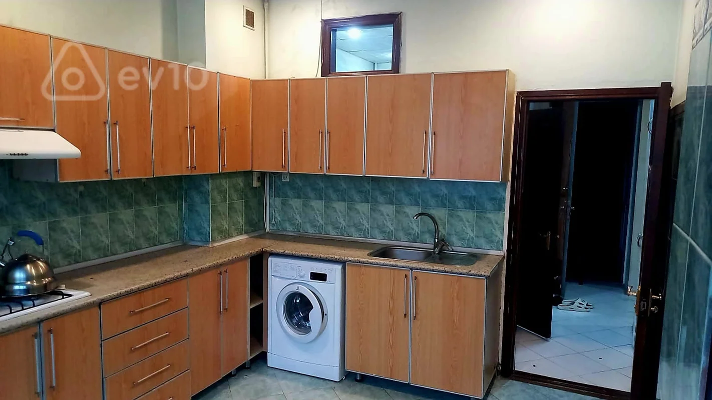 2 otaqlı mənzil, 70 m², Sergey Senyuşkin küçəsi — kirayə — Mənzil, Bakı (5)