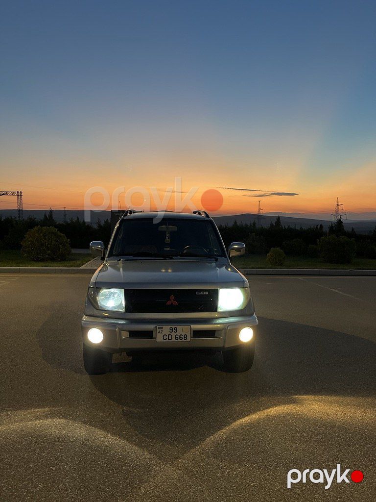 Mitsubishi Pajero io, 1.8 L, 1999 il, 300 000 km — Avtomobillər, Bakı (3)