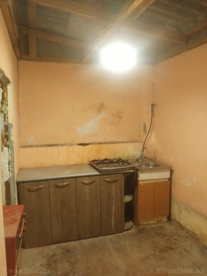 Satılır 3 otaqlı Həyət evi 2.1 m² Bakı, Suraxanı r., Neftçilər m., Bülbülə — Bakı