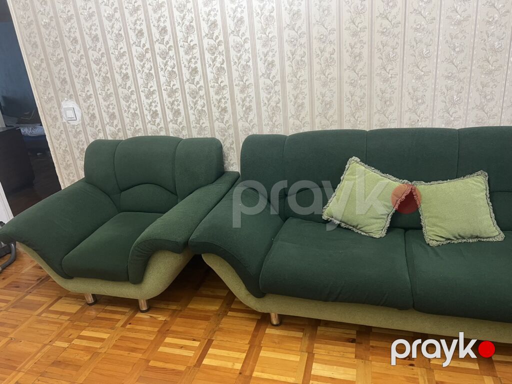 Yaşıl rəngli yumşaq mebel dəsti - Tərkib: 1 ədəd 3 nəfərlik divan + 2 — Yumşaq mobilya dəstləri, Bakı (2)