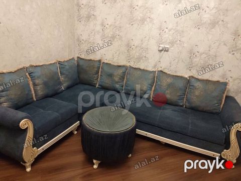 Divan, İşlənmiş — Bakı