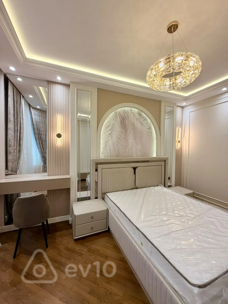 4 otaqlı mənzil, 235 m², 28may metrosunun yaxınlığı — kirayə — Mənzil, Bakı (8)