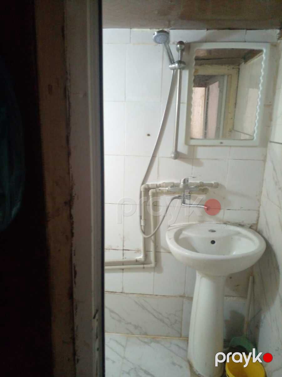 İcarəyə verilir 2 otaqlı köhnə tikili 42 m² — Mənzil, Bakı (3)