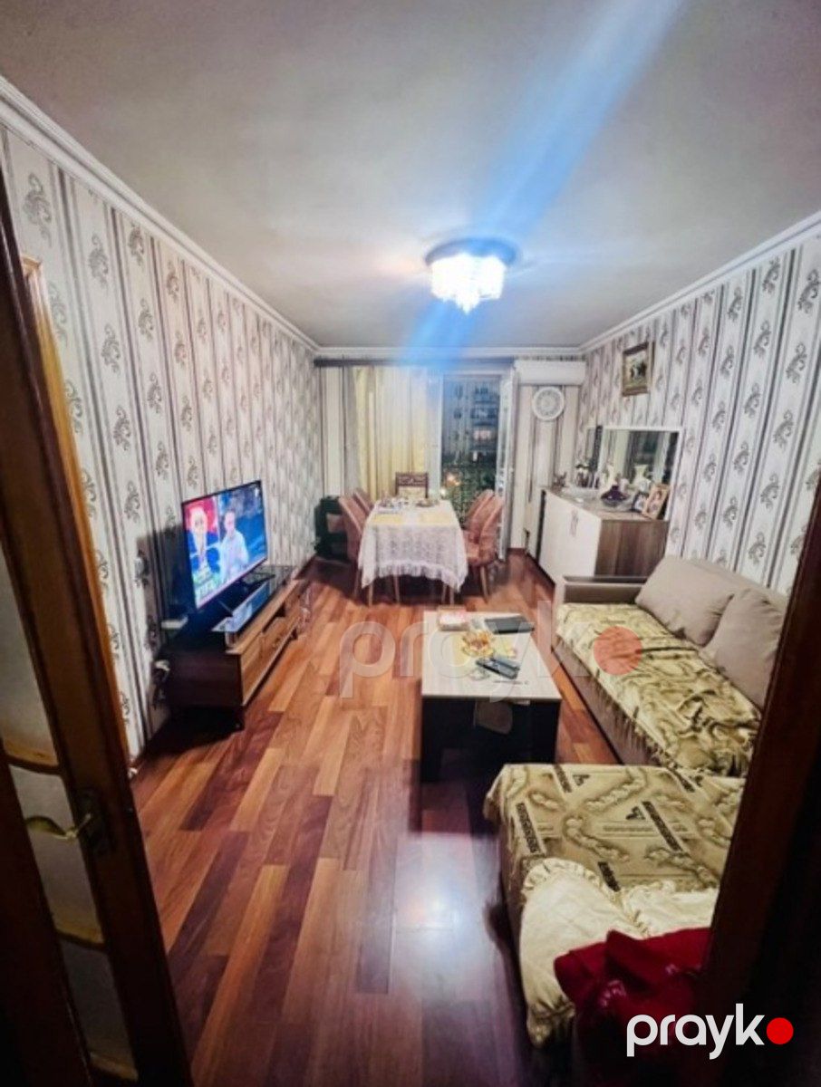 Satılır 3 otaqlı köhnə tikili 75 m² — Mənzil, Bakı (2)