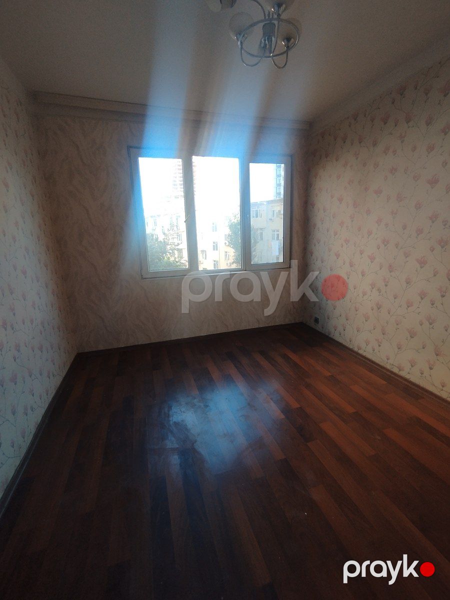 Satılır 3 otaqlı köhnə tikili 60 m² — Mənzil, Bakı (5)