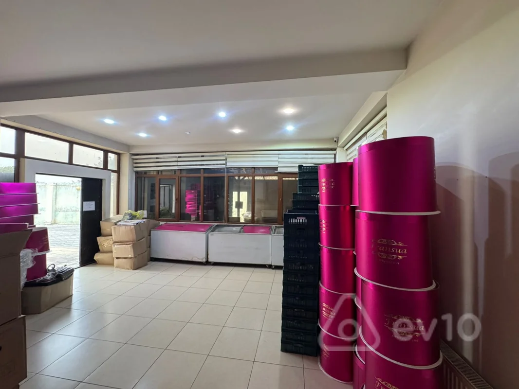 8 otaqlı həyət evi, 1000 m², Şərq küç — Ev, villa, Bakı (9)