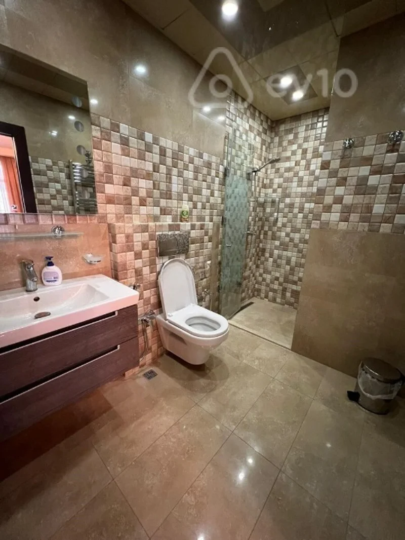 3 otaqlı mənzil, 140 m², Tələt Şıxəliyev küçəsi — kirayə — Mənzil, Bakı (11)