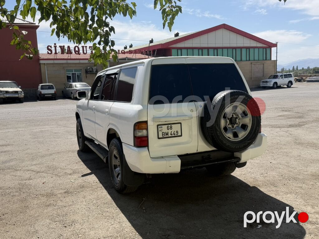 Nissan Patrol: 4.2 l 1998 il Ofrouder/SUV — Avtomobillər, Şərur (4)