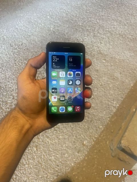 IPhone 8, 64 GB, Qara, Barmaq izi — Digah