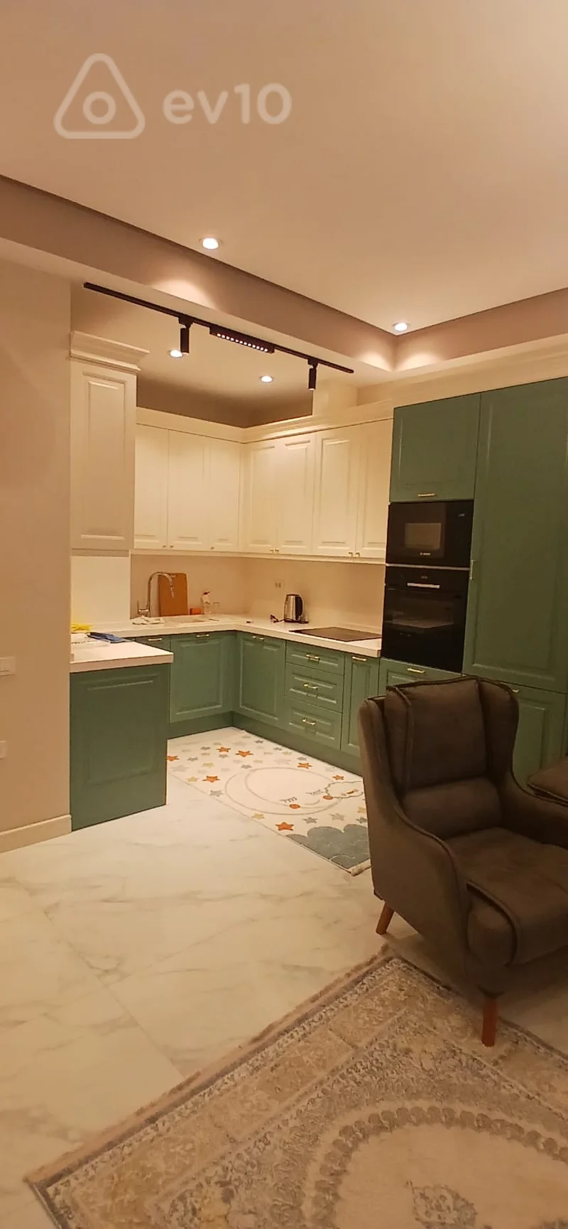 3 otaqlı mənzil, 100 m², 3 cü şərq küç — kirayə — Bakı
