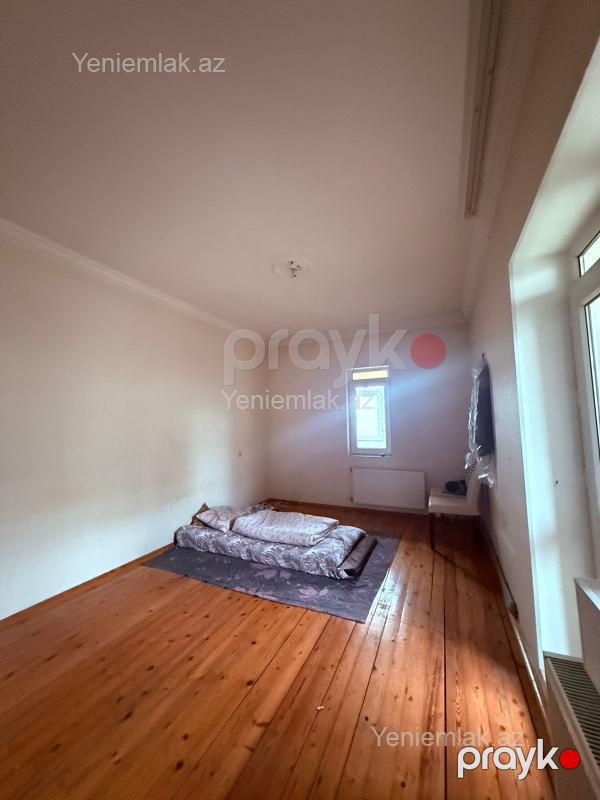 Satılır 4 otaqlı Bina evi menzil (Köhnə tikili), 110 m², Nizami rayonu — Mənzil, Bakı (3)