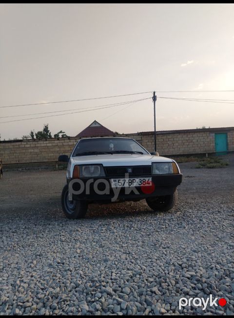 Lada Samara (VAZ 2109) hetçbek - Kuzov: 5 qapılı hetçbek, gümüşü