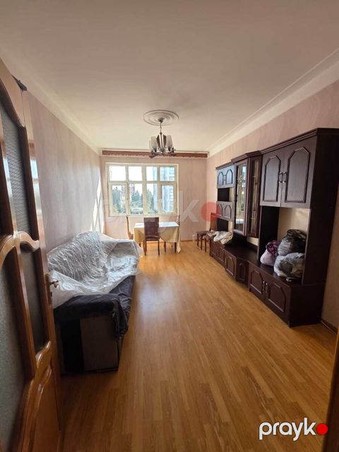 Satılır 2 otaqlı köhnə tikili 55 m² — Bakı