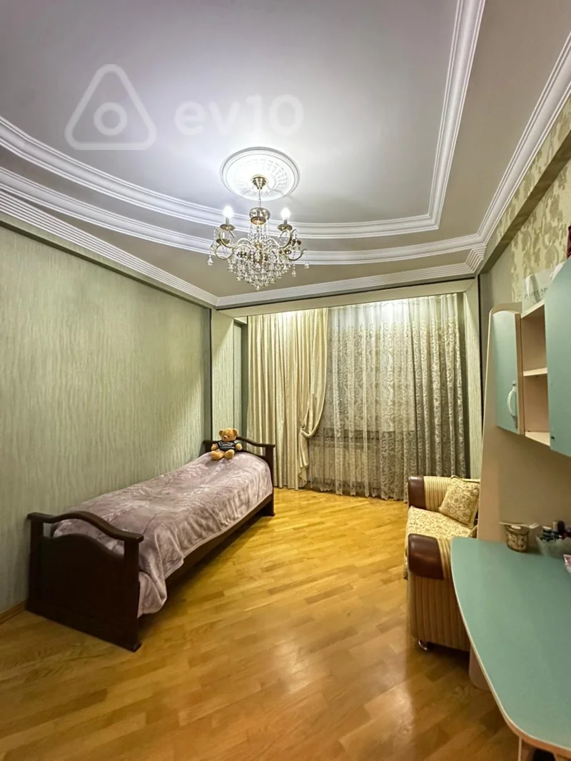 5 otaqlı mənzil, 145 m², Ilqar Zulfuqarov — Mənzil, Bakı (3)