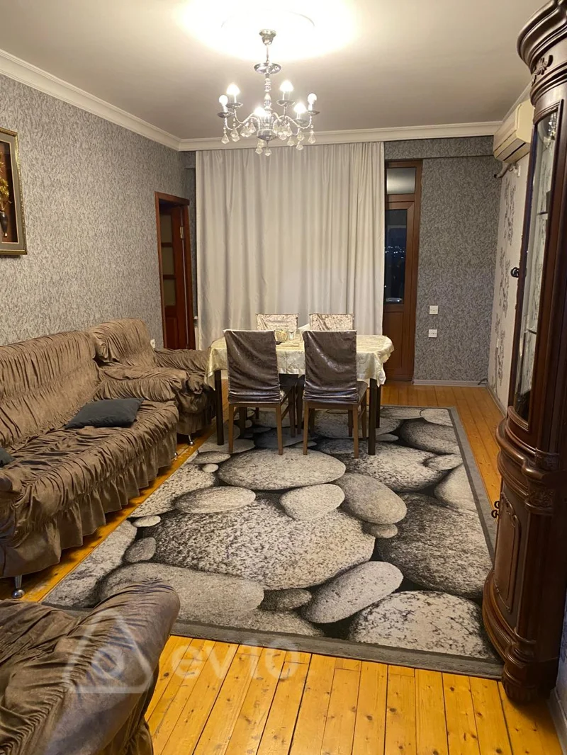 3 otaqlı mənzil, 60 m², Yavər Əliyev — kirayə — Bakı