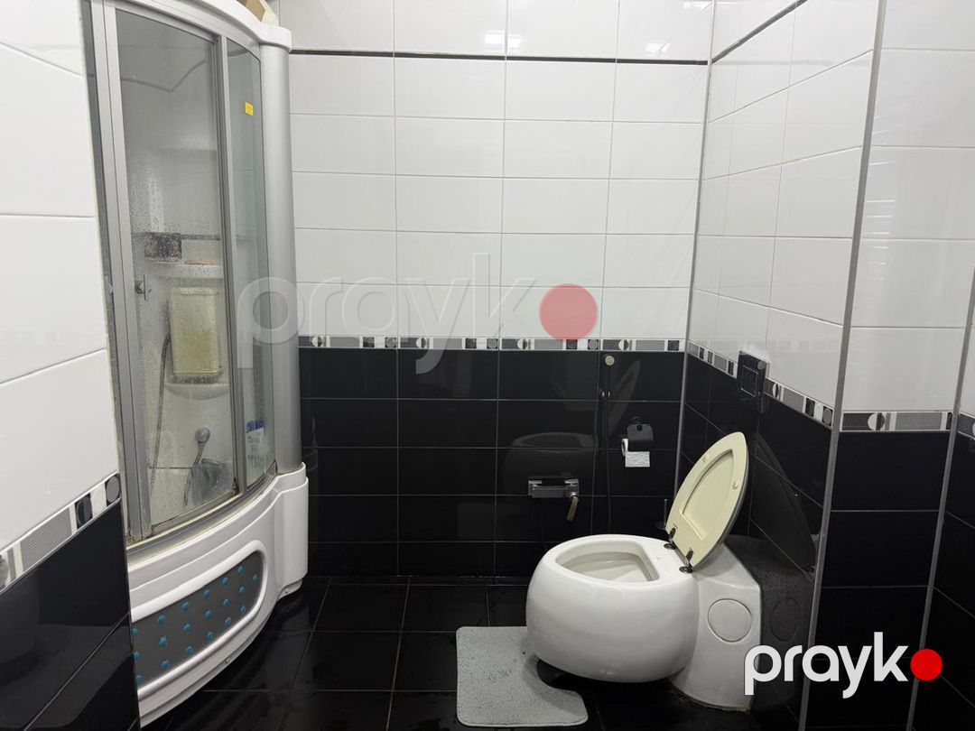 3 otaqlı mənzil, 138 m², m.Neftciler E.Suleymanov küç., Bakı — Mənzil (4)