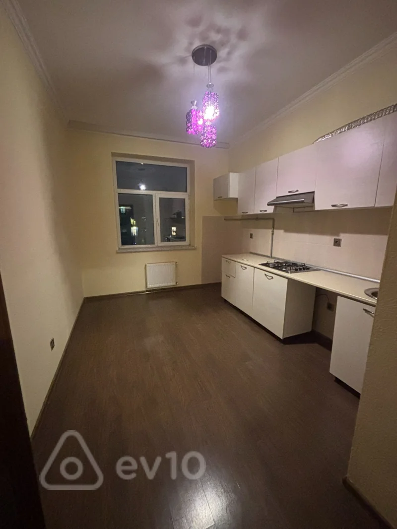 4 otaqlı mənzil, 110 m², Müstəqillik küçəsi — Mənzil, Bakı (12)