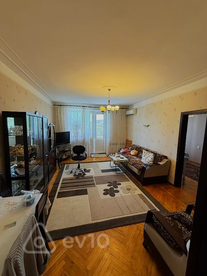 4 otaqlı mənzil, 113 m², Mikayıl Müşfiq küç — Bakı