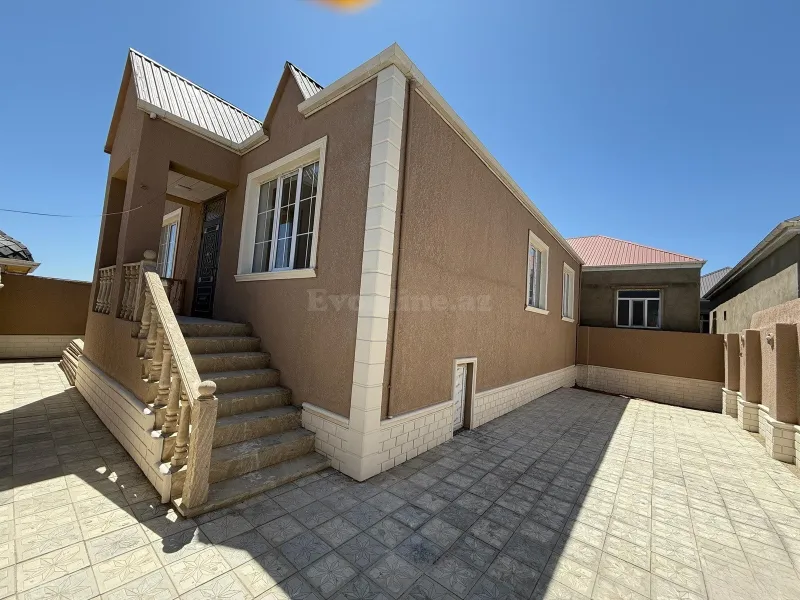 Satılır 4 otaqlı Həyət evi 125 m² Bakı, Abşeron r — Bakı