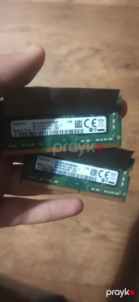 Operativ yaddaşlar Samsung DDR4 2x8GB Sodimm — Bakı