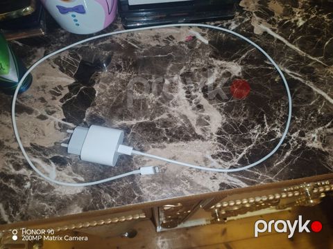 Məhsul: Divar şarj adapteri + Lightning kabel və adapteri tam — Gəncə