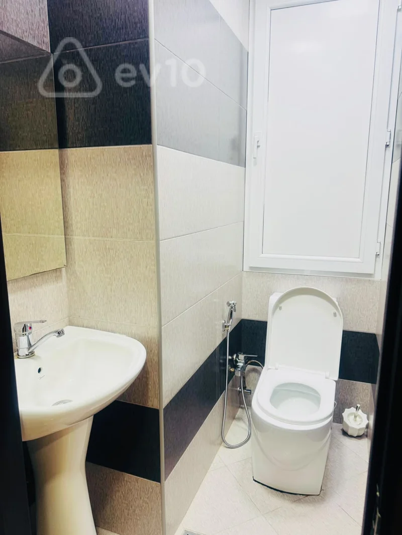 2 otaqlı mənzil, 80 m², Əlif Hacıyev — kirayə — Mənzil, Bakı (8)