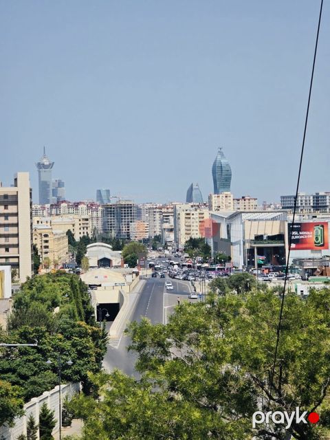 Satılır 2 otaqlı köhnə tikili 63 m²