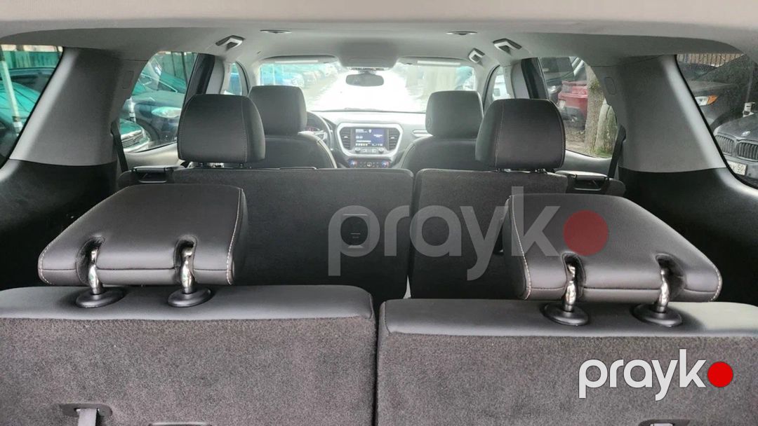 GMC Acadia icarəsi — Avtomobil icarəsi, Bakı (2)