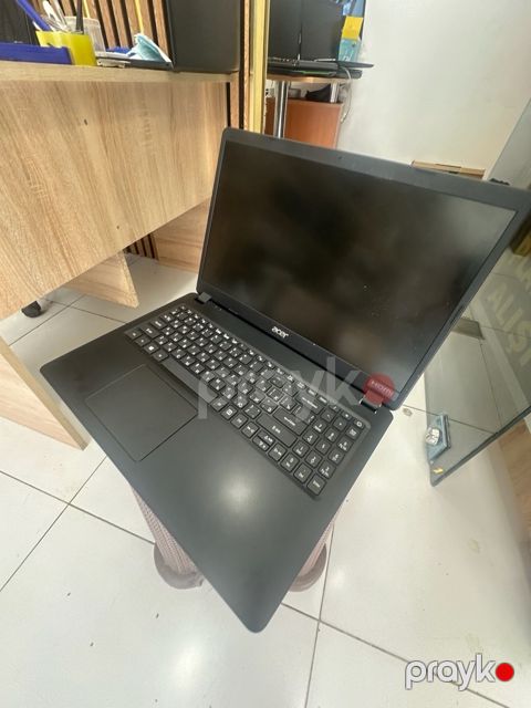 Acer — Bakı