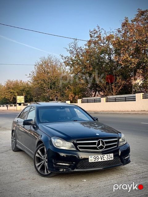 Mercedes C 250, 1.8 L, 2014 il, 260 000 km — Bakı