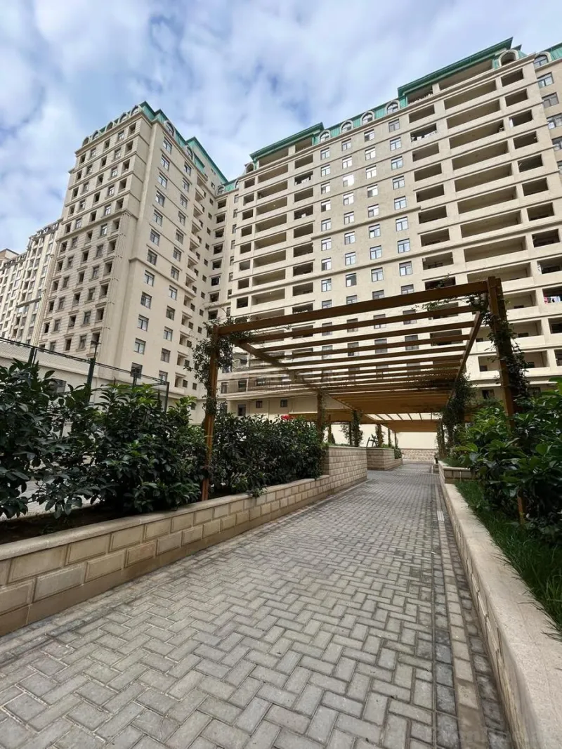 Satılır 3 otaqlı Mənzil Yeni tikili 105 m² Bakı, Nərimanov r., 28 May m — Bakı