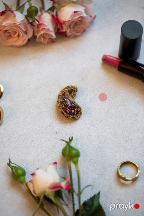Buta Brooch Small — Bakı