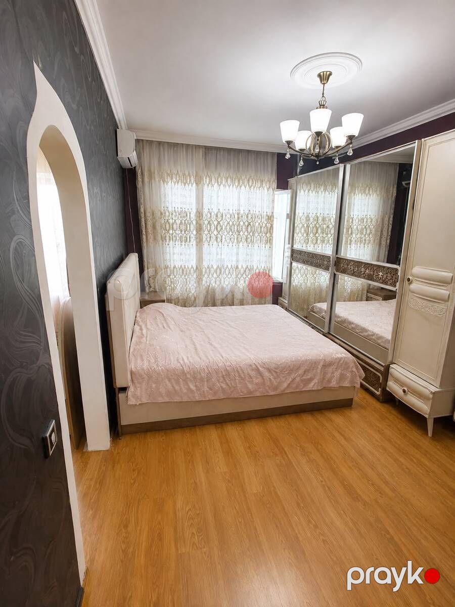 Satılır 4 otaqlı köhnə tikili 100 m² — Mənzil, Bakı (3)