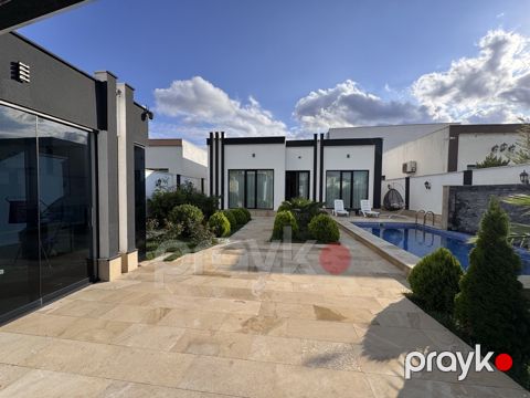 Satılır 4 otaqlı həyət evi/bağ evi 160 m² — Bakı