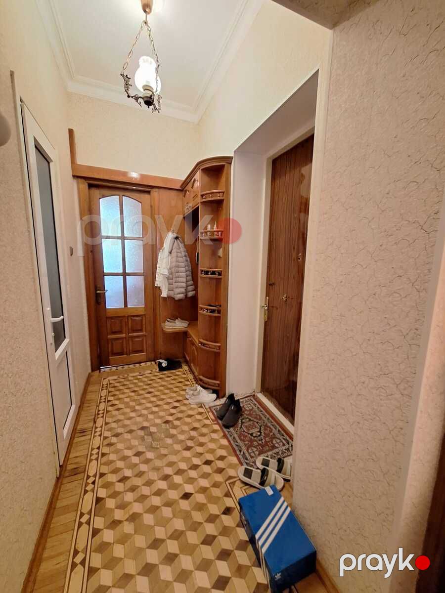 Satılır 2 otaqlı köhnə tikili 65 m² — Mənzil, Bakı (9)