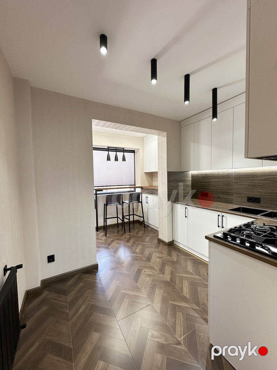 Satılır 2 otaqlı köhnə tikili 55 m² — Mənzil, Bakı (5)