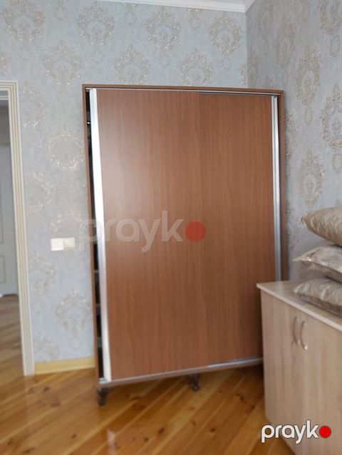 İşlənmiş, 2 qapılı, Təkərli, Qəhvəyi, Taxta, Kupe, Düz dolab — Gəncə