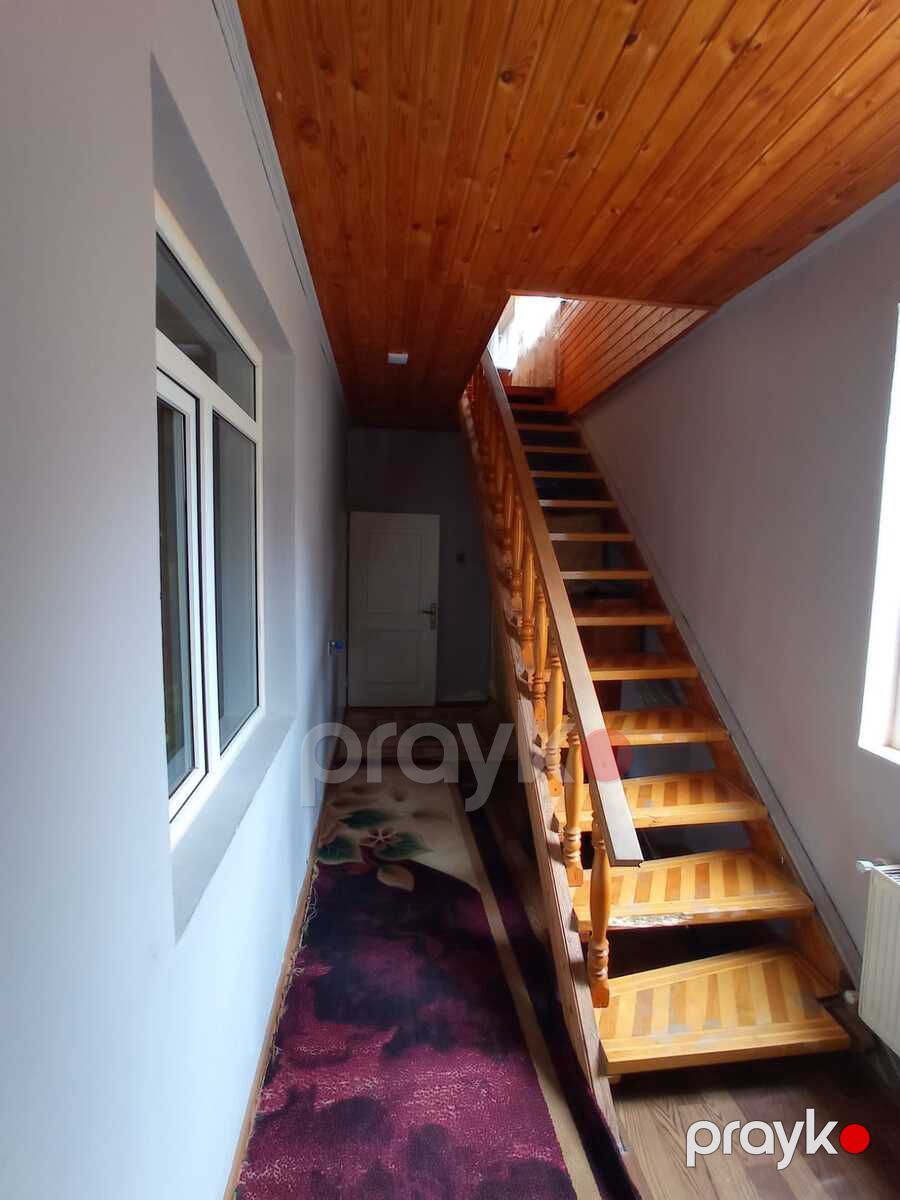 Həyət evi, Hüseyn Cavid küç — Ev, villa, Bakı (9)