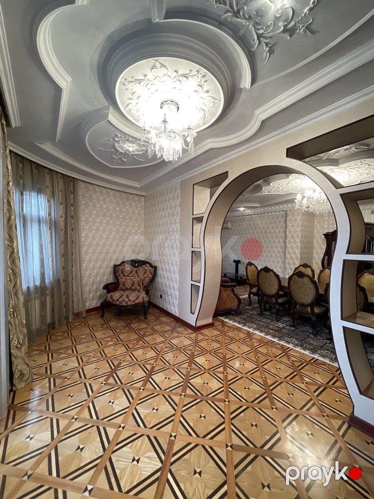 Satılır 8 otaqlı həyət evi/bağ evi 500 m² — Ev, villa, Bakı (10)
